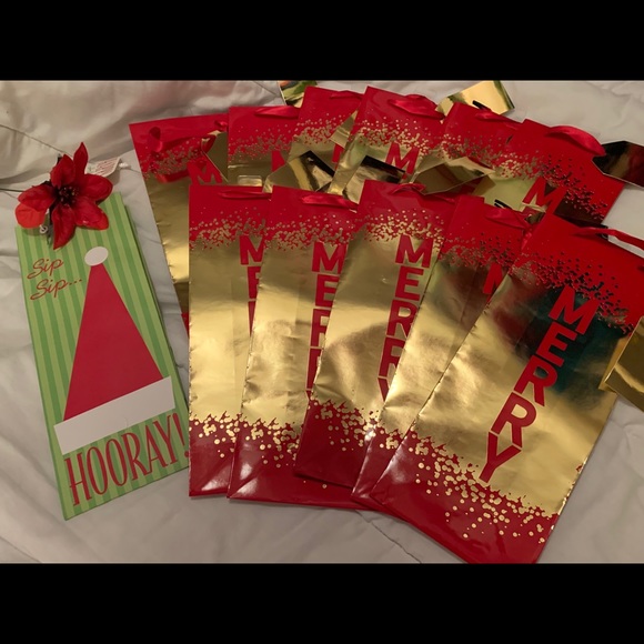 Set of 12 Christmas 🎄 Gift Bags for Wine 🍷 - Picture 8 of 8